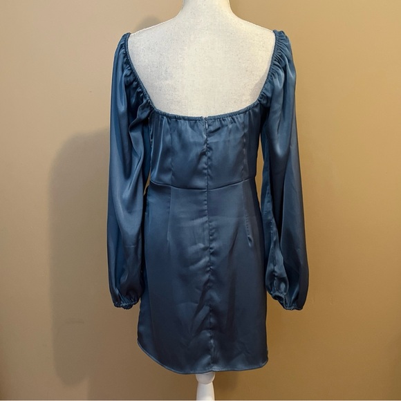 Cider Large Blue Satin Long Sleeve Side Ruched Mini Dress - Picture 8 of 10